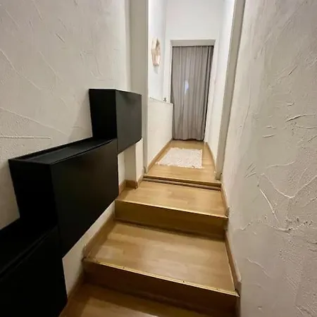 2 Pieces En Plein Centre Historique Appartement