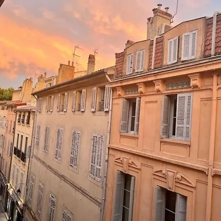2 Pieces En Plein Centre Historique Appartement *